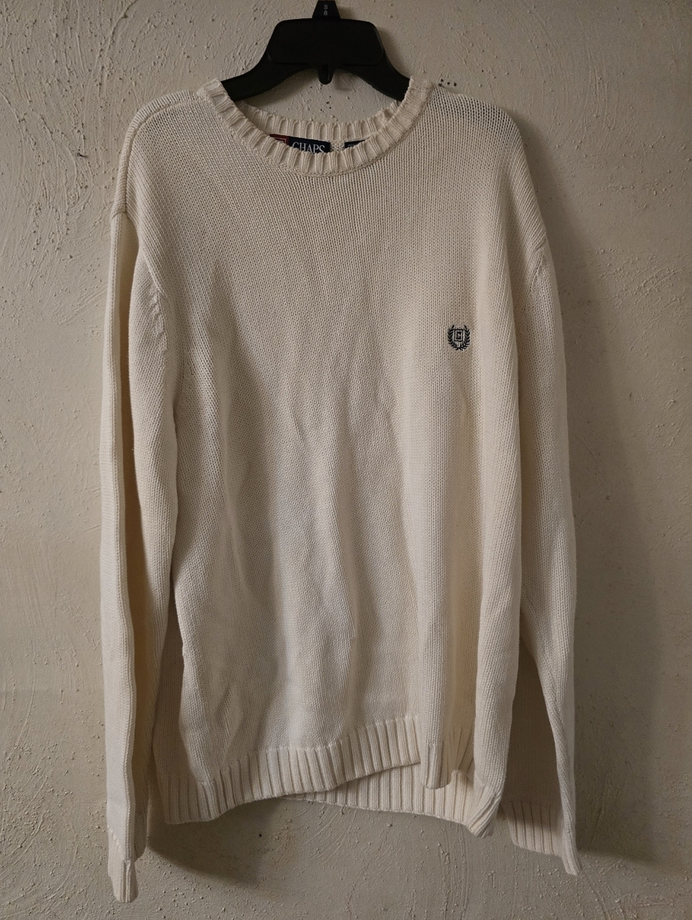 Chaps Men’s Cream Crewneck Knit Sweater with Crest